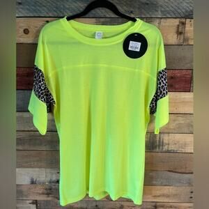 Sunshine & Rodeos Neon Leopard Sleeve Top‎ Size Medium